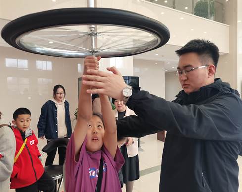 8d7199d8eb7d8cadbbdf80f5ccb9f2b